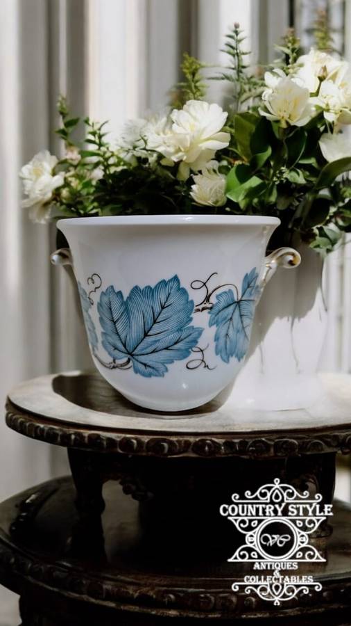 Alboth & Kaiser Bavaria Porcelain Planter