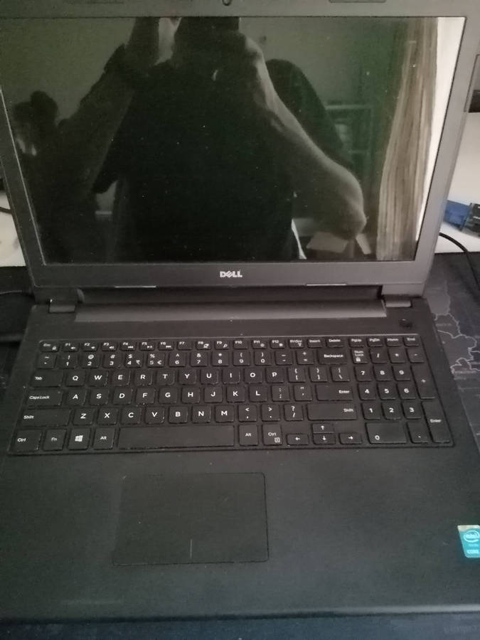 Dell Inspiron 15 Laptop. Core i5 with 4GB RAM and 256GB SSD