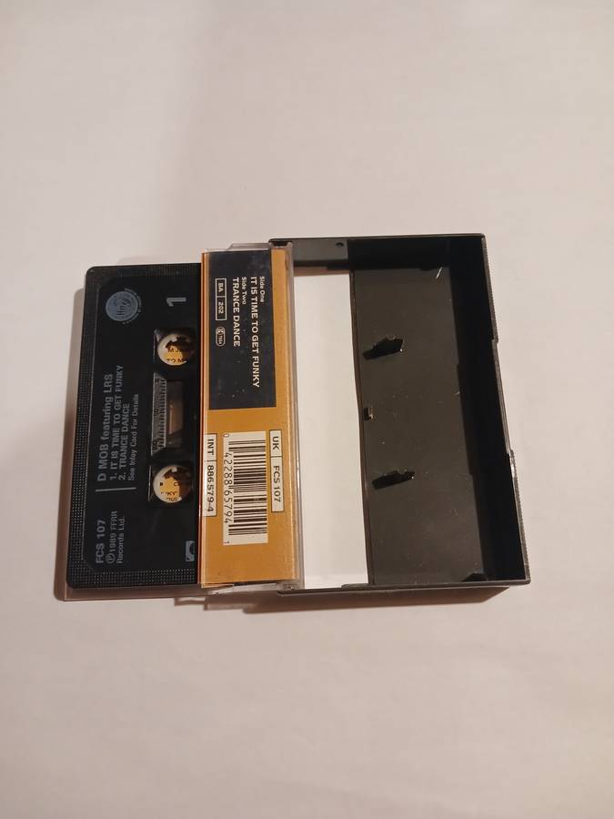 D-Mob featuring LRS, It is Time to get Funky Cassette single, UK