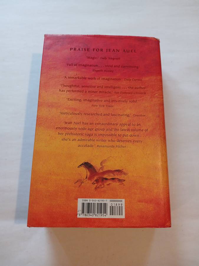 The Shelters of Stone by Jean M. Auel, Earth's Children, First Edition