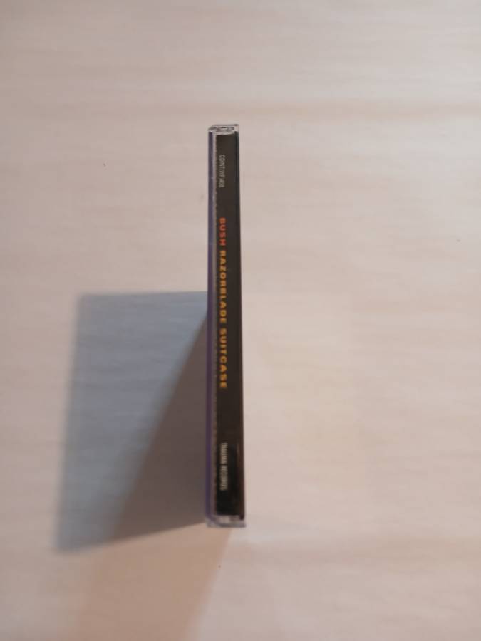 Bush, Razorblade Suitcase CD