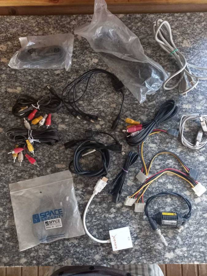 PC CABLE AND PLUG BUNDLE