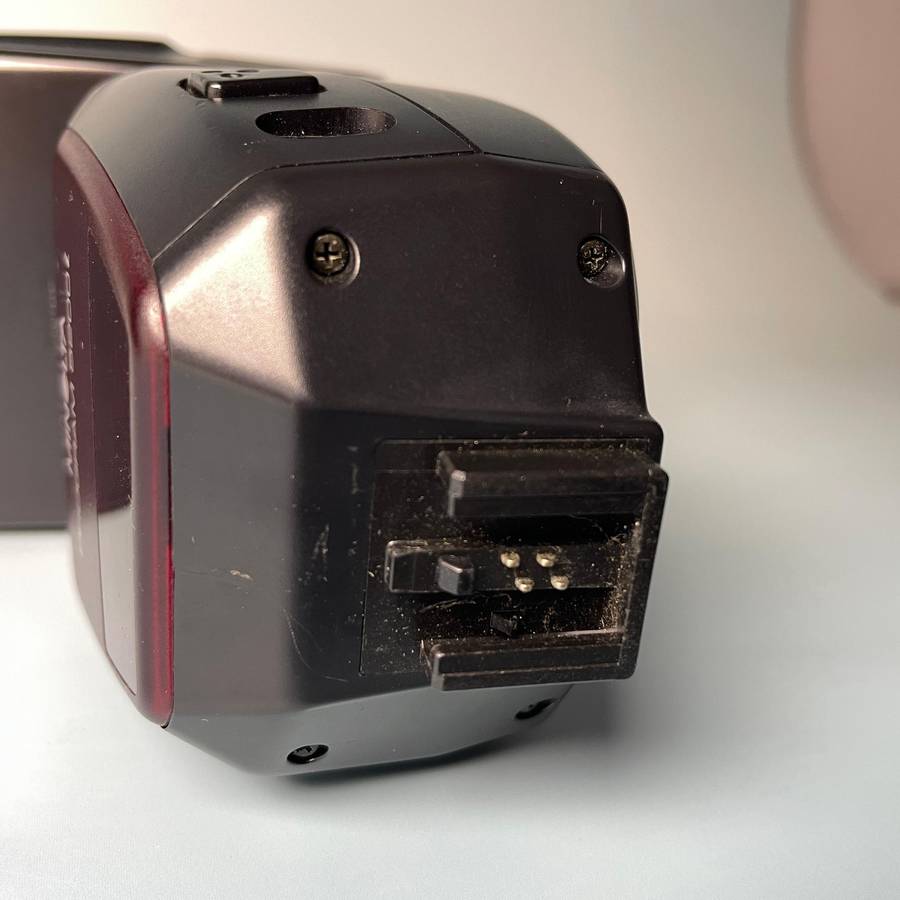 Minolta 5200i Flash Speedlite