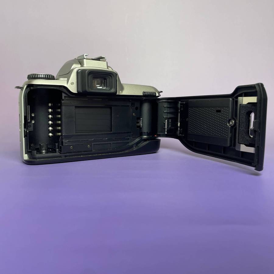Nikon F65 Film Camera Body