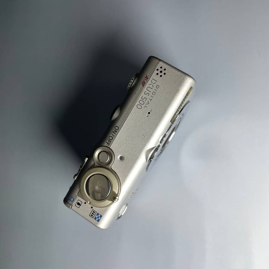 *Untested* Canon IXUS 500 Camera