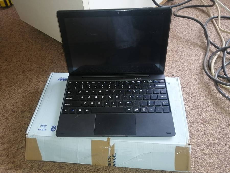 Mecer Xpress Executive MW10Q17-LTE 10.1-inch HD 2-in-1 Tablet