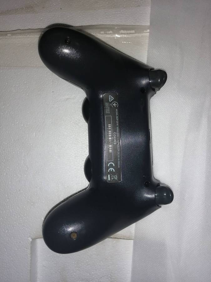 PlayStation 4 Doubleshock Wireless Controller
