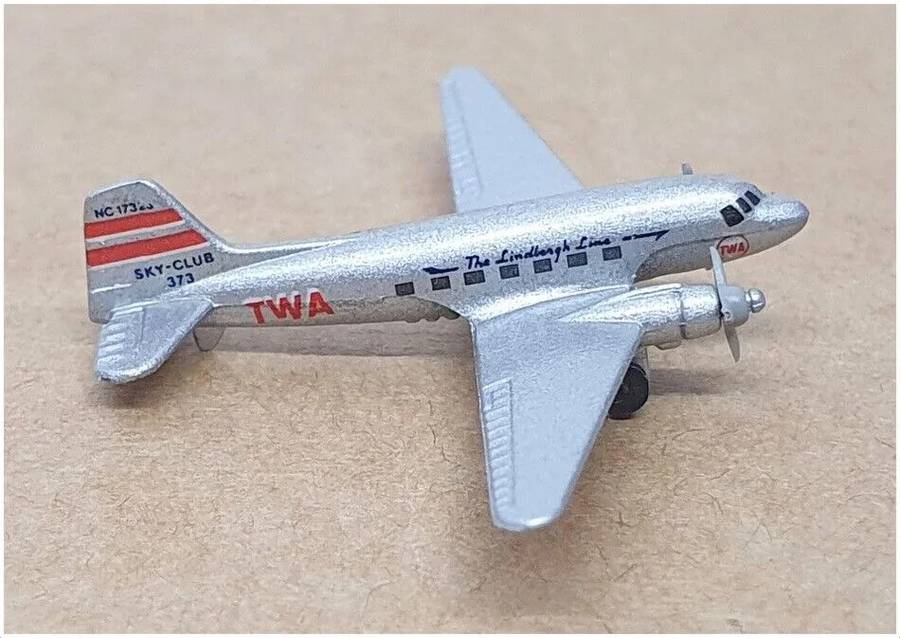 Douglas DC-3 TWA - 1/250 Scale (Schabak)(932-10)