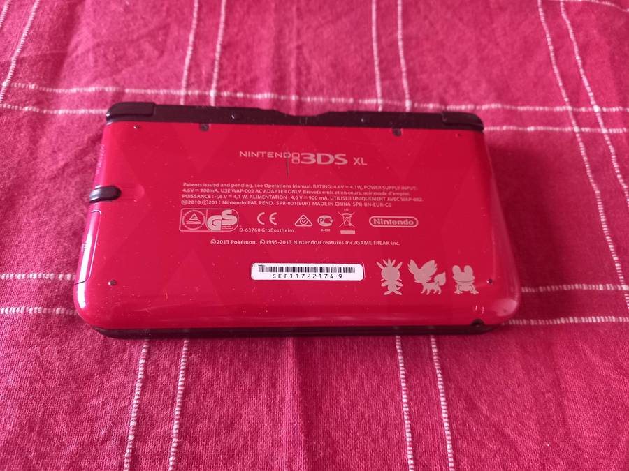 3DS XL Console (Pokémon X & Y Limited Edition)