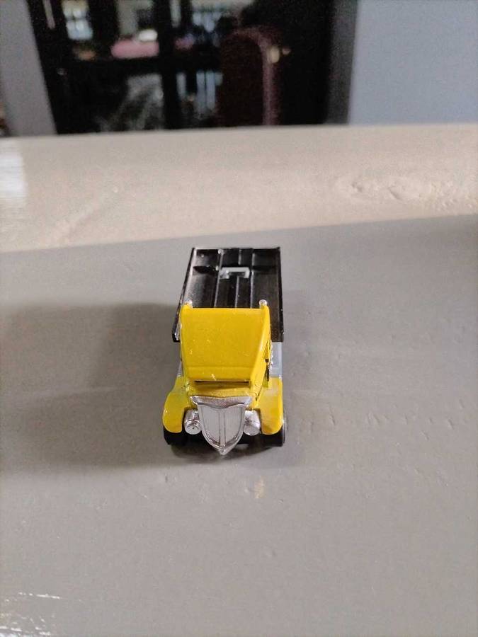 Hot Wheels Fast-Bed Hauler Treasure Hunt Loose