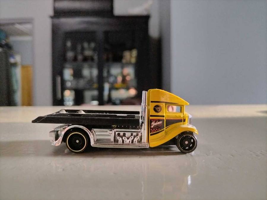 Hot Wheels Fast-Bed Hauler Treasure Hunt Loose