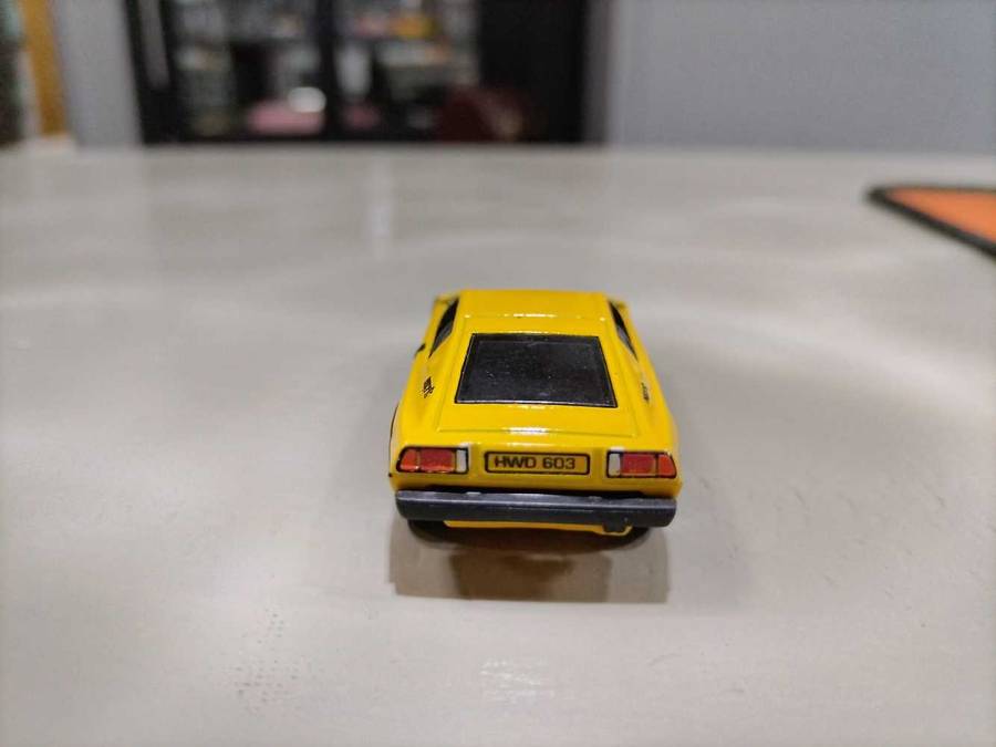 Hot Wheels Lotus Esprit S1 Yellow Loose