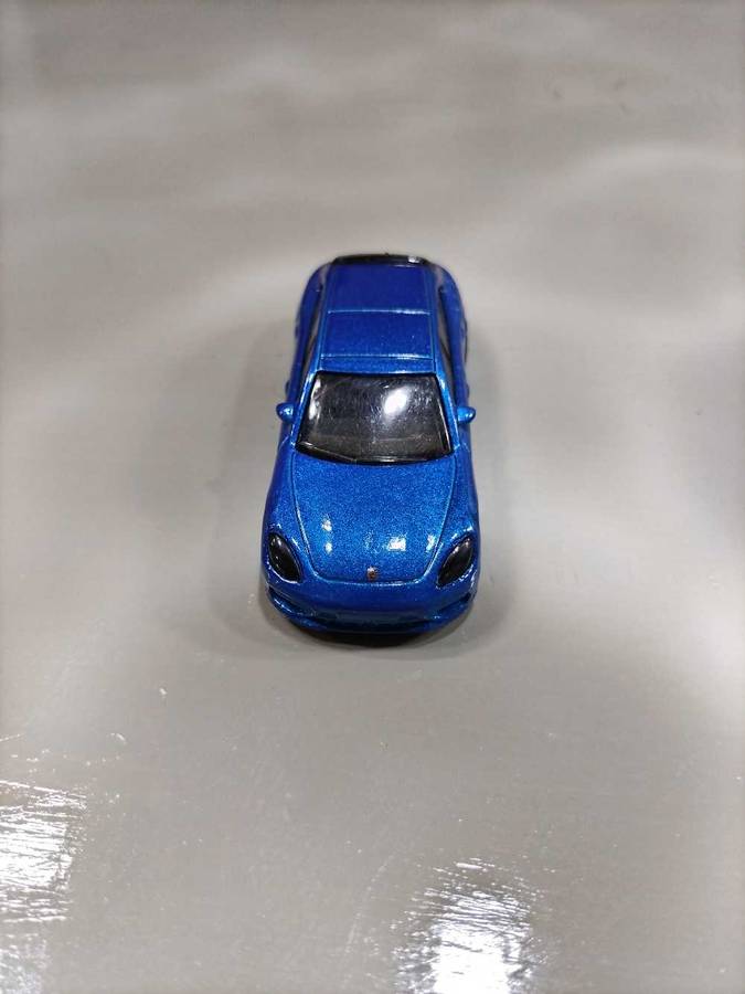 Hot Wheels Porsche Panamera Turbo S E-Hybrid Loose