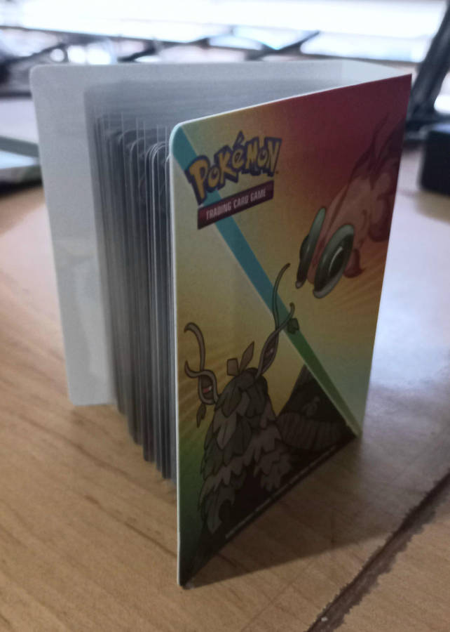Pokemon Mini Album with 60 Pokemon Cards