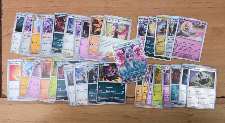 Shrouded Fables Pokemon Cards