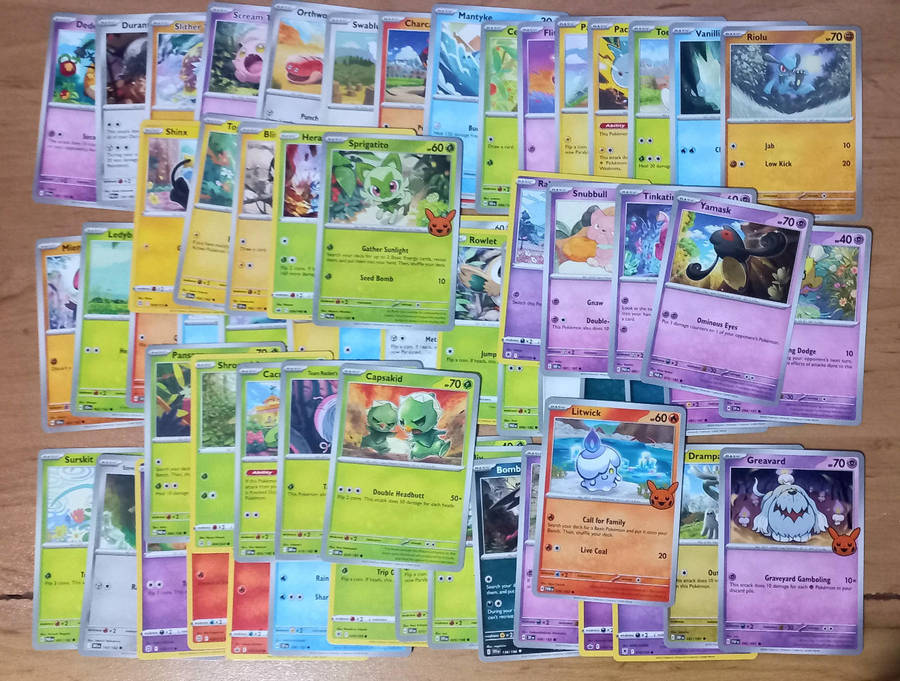 60x Mixed Lot Pokemon Cards