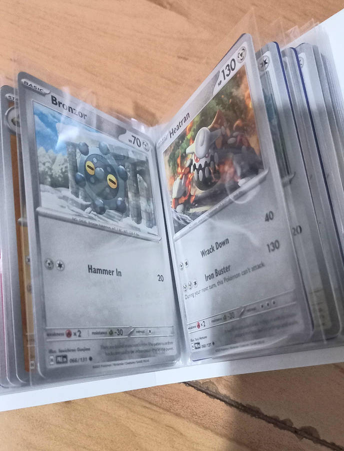Pokemon Mini Album with 60 Pokemon Cards