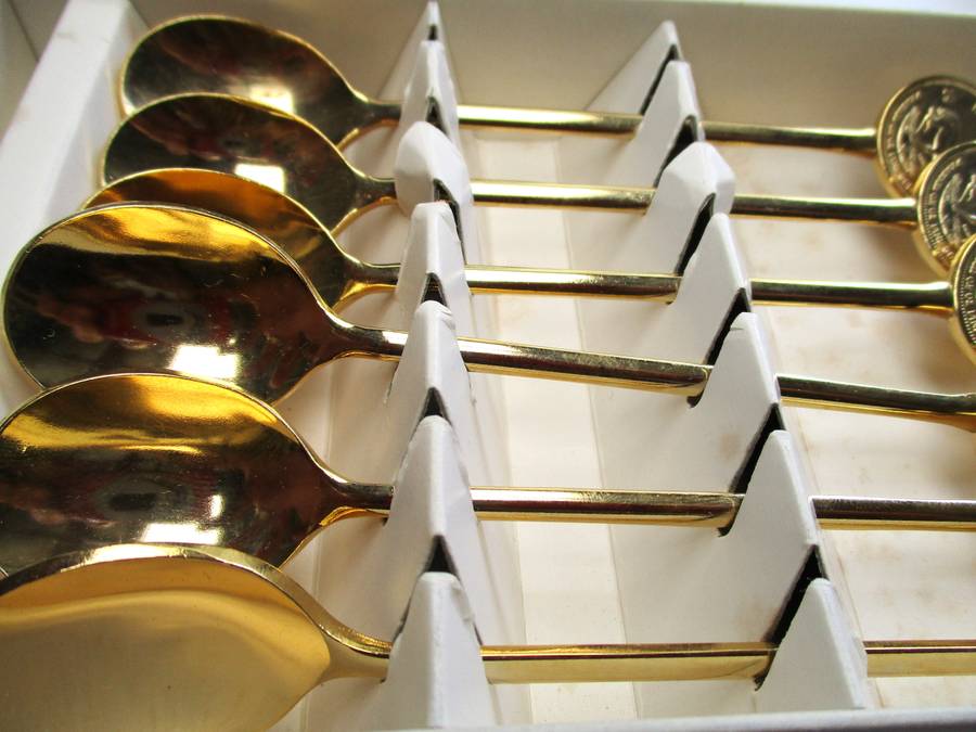 Viners Stainless Steel Cutlery - Kruger Rand Spoons - gold plated