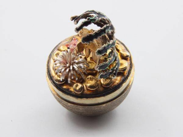 Stuart Devlin Silver 'Surprise' Egg