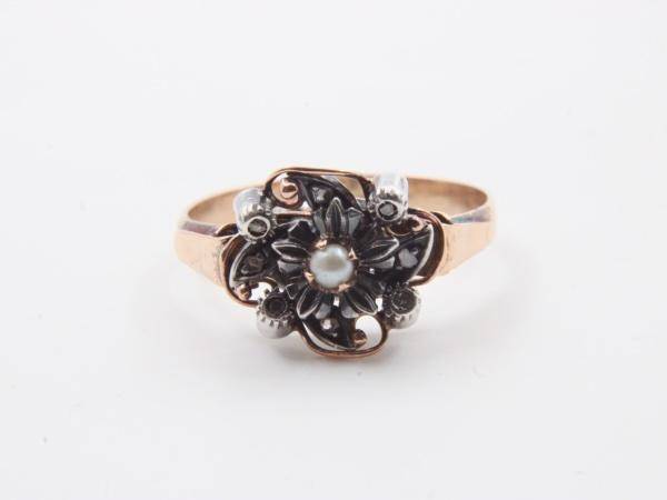 ANTIQUE 18K GOLD, DIAMOND & PEARL RING