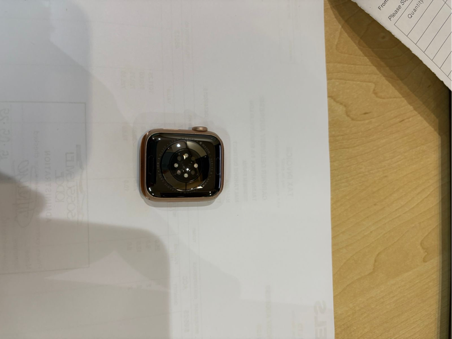 Apple watch series 6 rose gold GPS