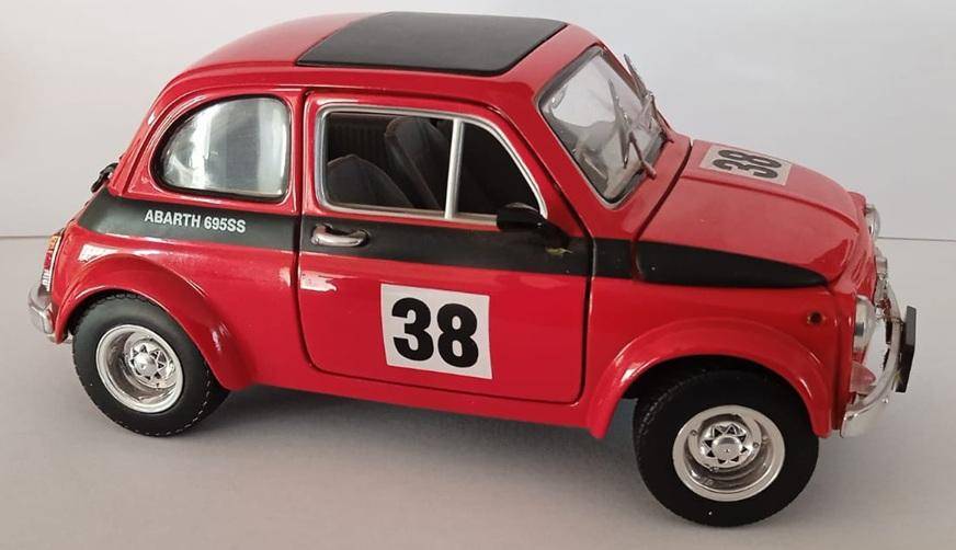 Road Signature 1963 Fiat Abarth 695SS Rally Car 1:18