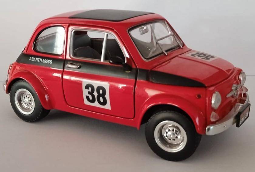 Road Signature 1963 Fiat Abarth 695SS Rally Car 1:18