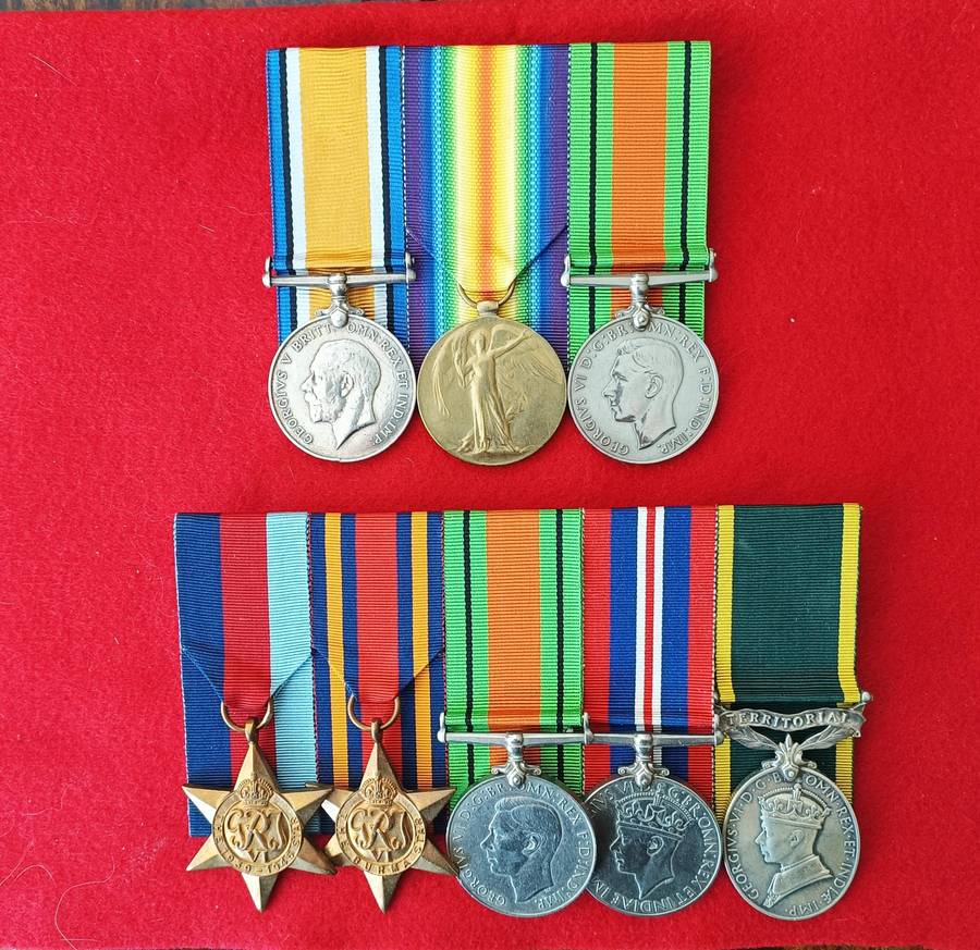 WWI & 2 FAMILY GROUP + EFFICIENCY MEDAL - FULL SIZE