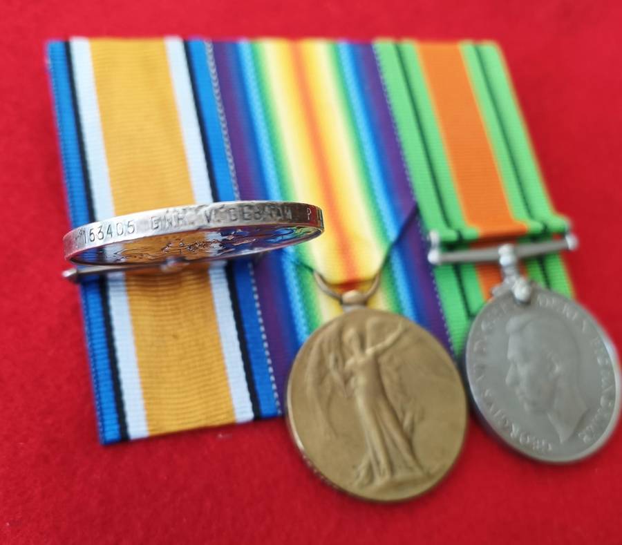 WWI & 2 FAMILY GROUP + EFFICIENCY MEDAL - FULL SIZE