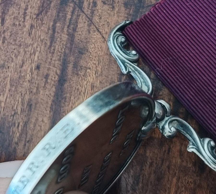 VICTORIAN ARMY LONG SERVICE AND GOOD CONDUCT MEDAL - FULL SIZE (SCARCE)