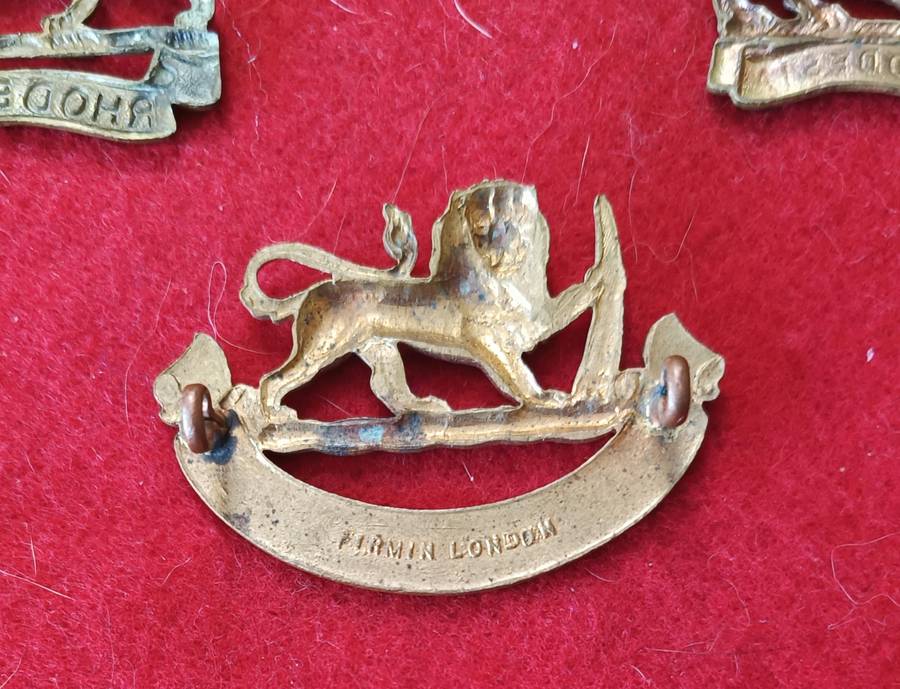 RHODESIA - RHODESIA GENERAL SERVICES CORPS (1940-60s) - BRASS BADGE LOT