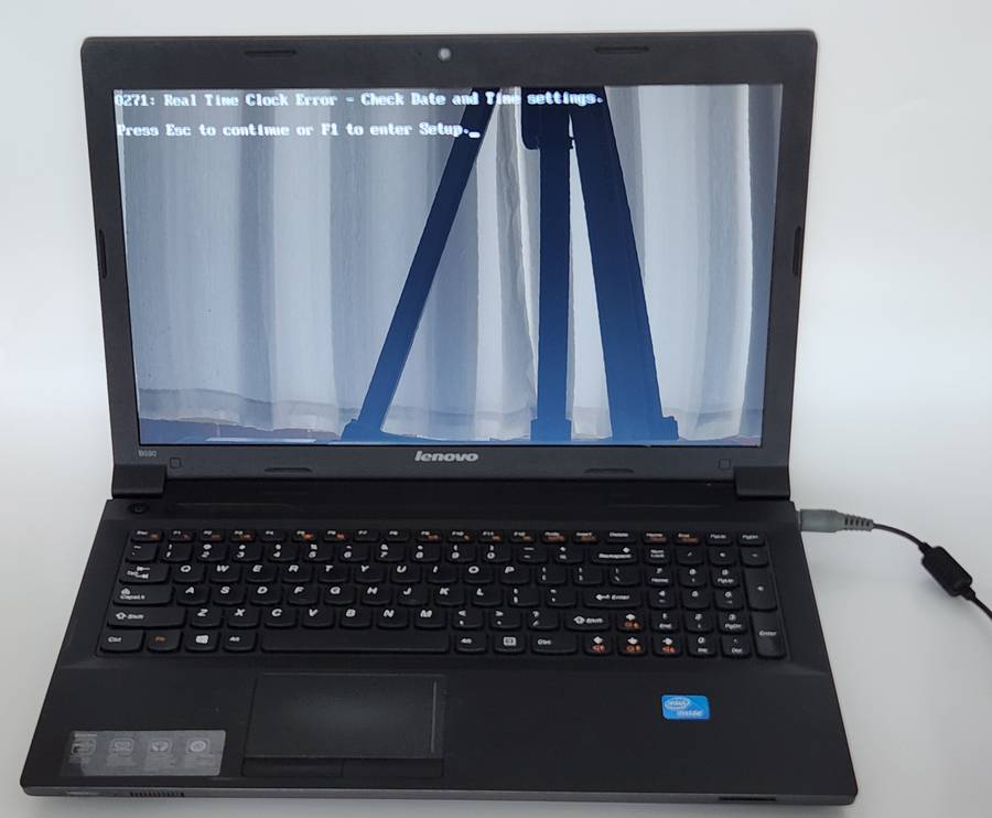 LENOVO B590 LAPTOP up for Grabs - ****** LOW LOW SHIPPING *****