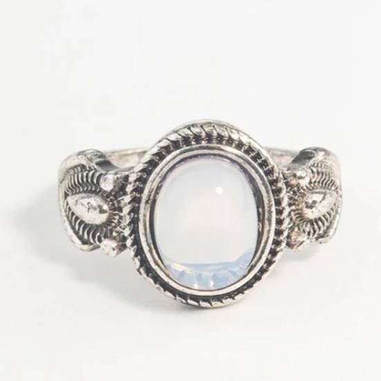 Antique Style Moonstone Ring | Size 7