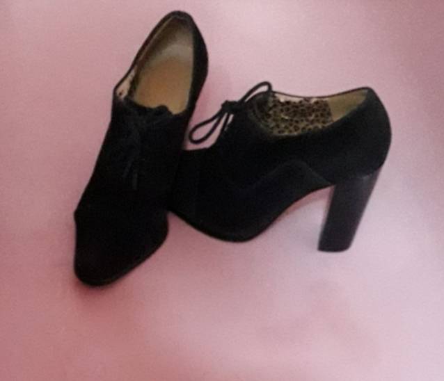 Pre-loved Woolworths High Heel Boots | Size 3