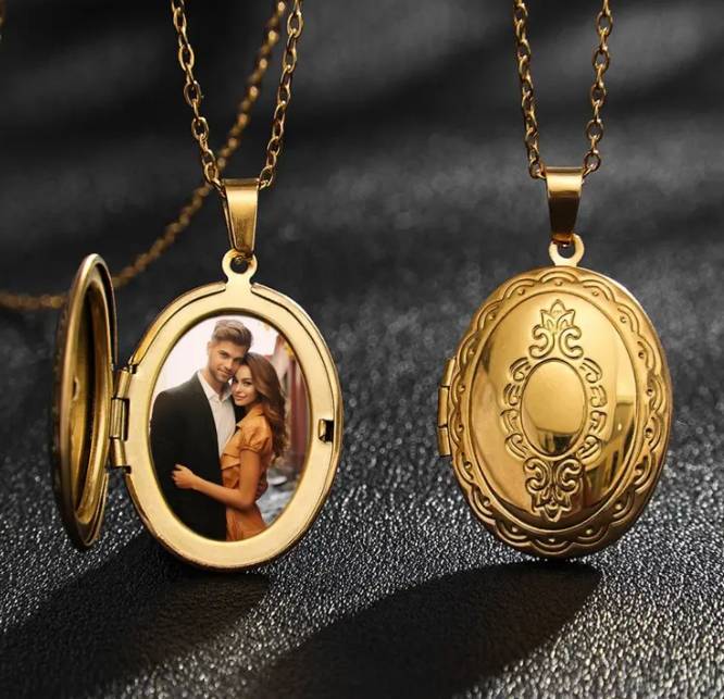 Stainless Steel Photo Locket Pendant Necklace
