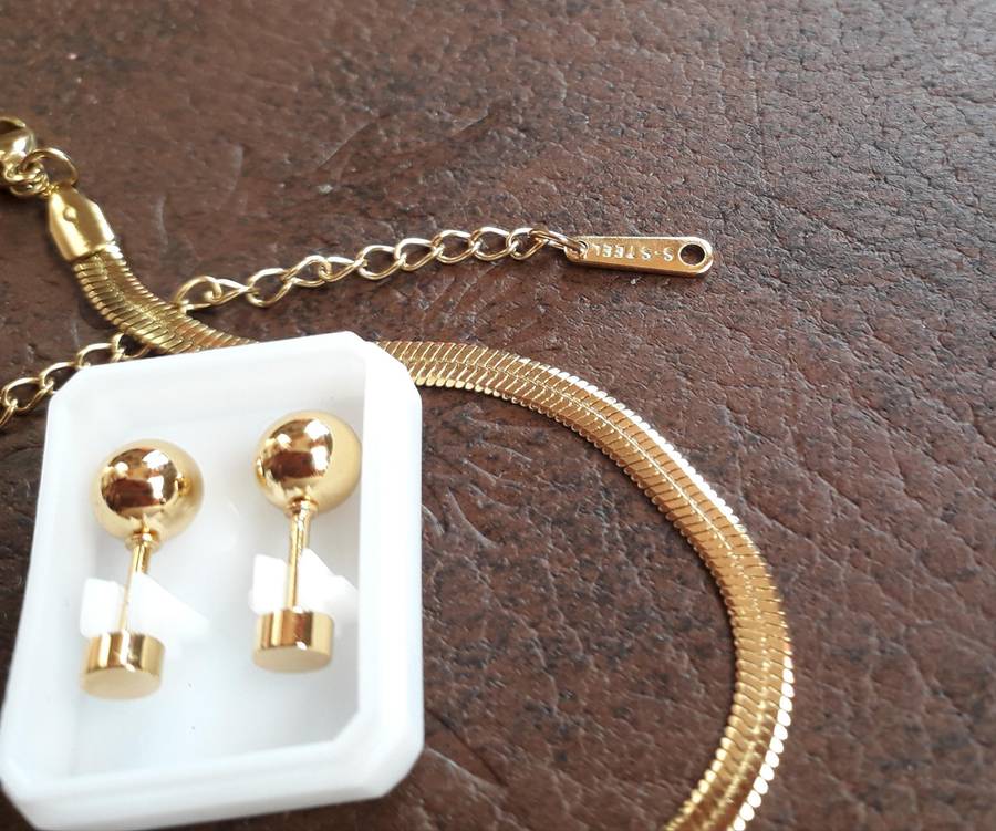 Stainless Steel No-Fade Bracelet and Ball Stud Earrings