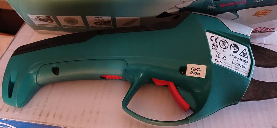 Bosch Ciso Cordless Garden Pruner (Display)