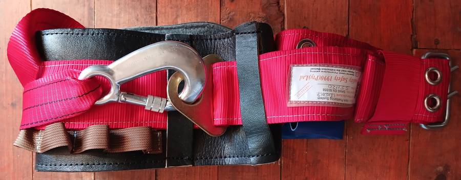 Fall Arrest Work Belt (Small to Large adjustable)