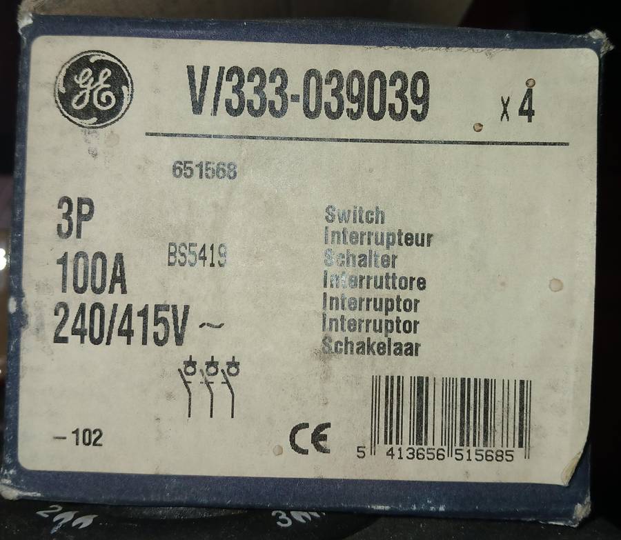 General Electric 100a 220-415V 3 Pole Isolator/Breaker (4 Pieces)