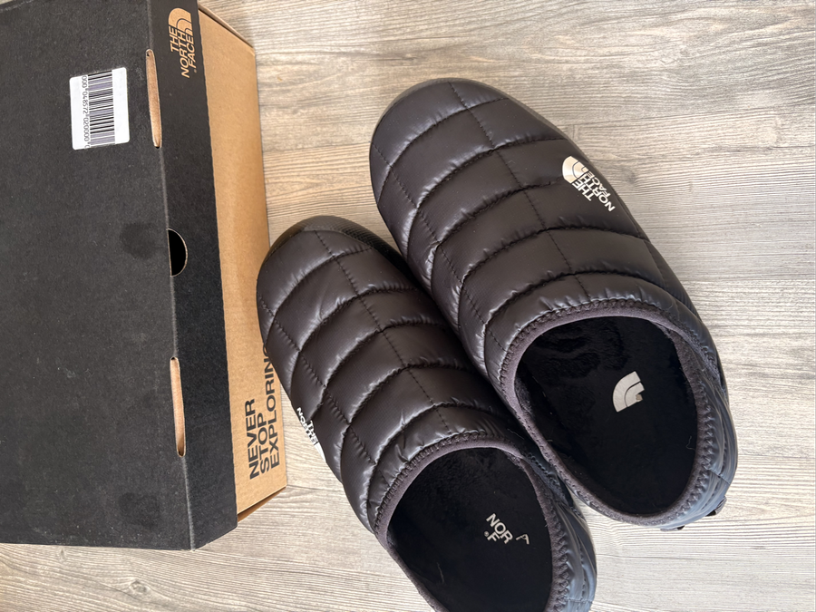 Mens The North Face ThermoBall Shoes  UK9