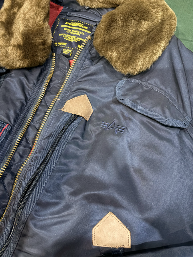 Alpha Industries Mens Jacket  Size XL  Fur Collar  Rare Design  Original