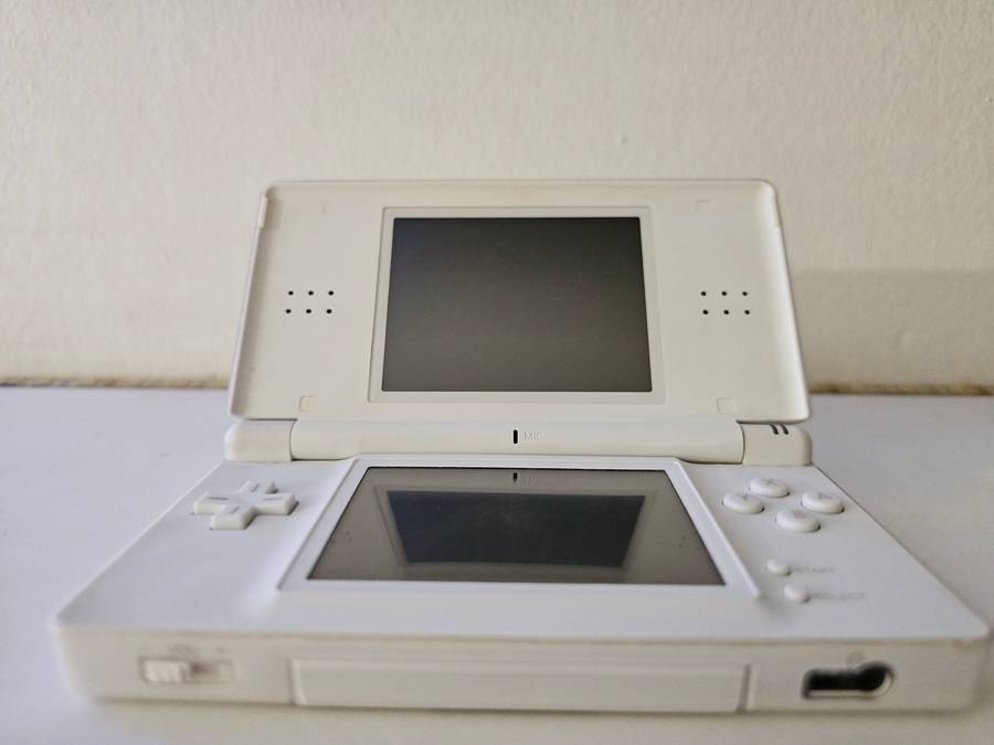 Nintendo DS Lite - White