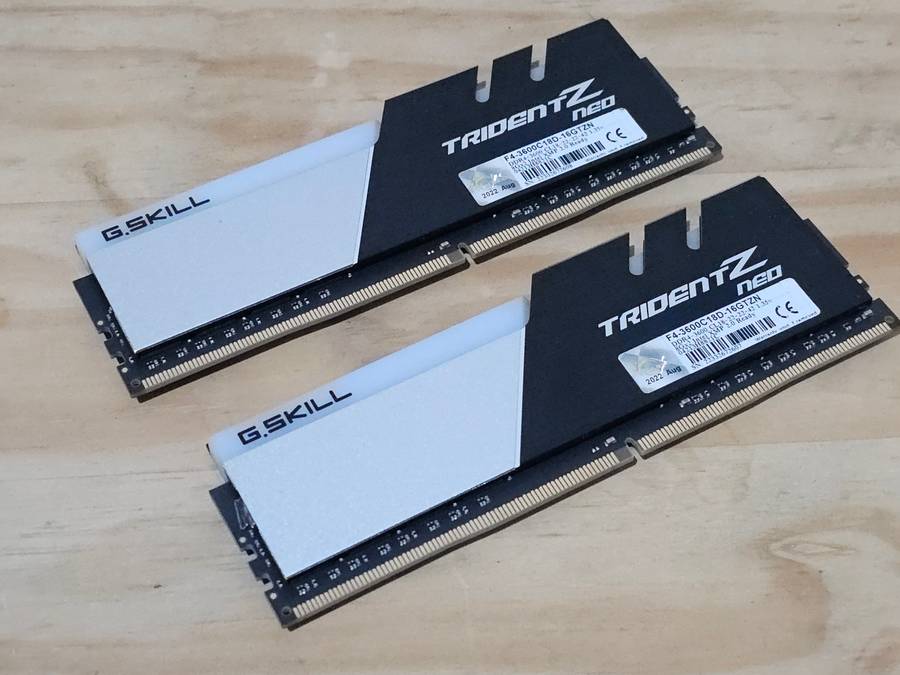 G.Skill F4-3600C18D-16GTZN Trident Z Neo 16GB (2x8GB) DDR4-3600MHz CL18 1.35V Black Desktop Memory