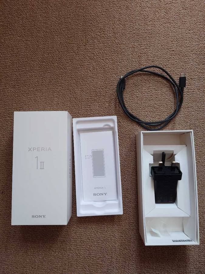 Sony Xperia 1 ii Used dual SIM