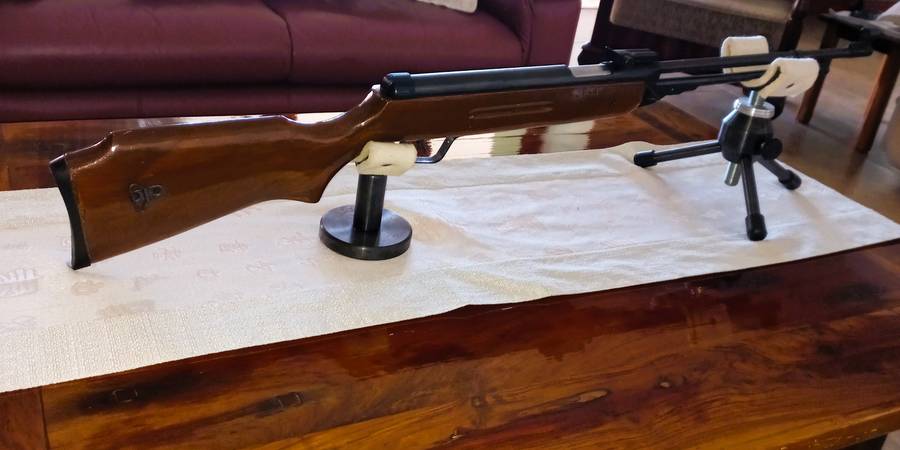 AIR RIFLE 650 VT/S - SOLID BARREL WITH UNDER BARREL LEVER - 4,5 MM (.177 IN)