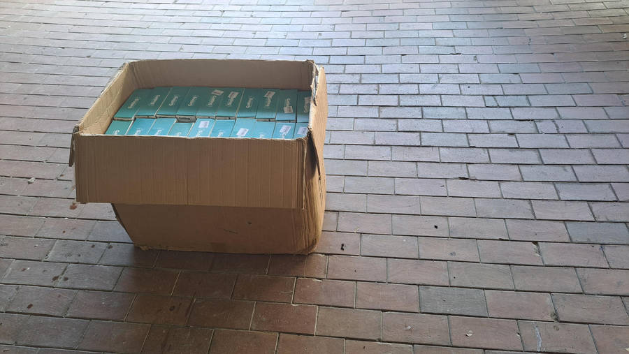 100 electric bubble gun toys