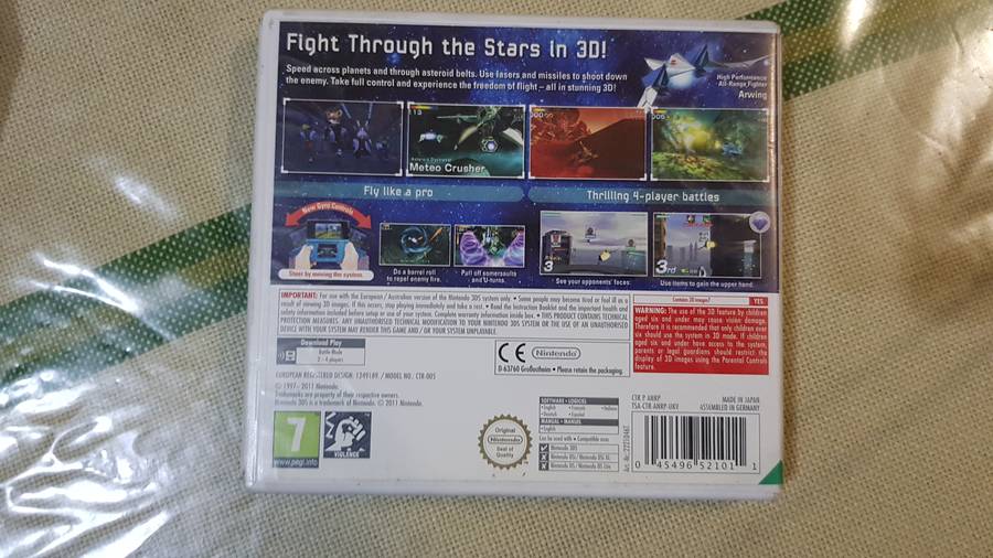 Nintendo 3DS game - Star Fox 64 3D