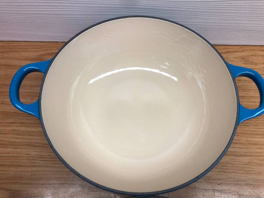 Signature Tramartine 24cm Le Creuset pot , brand new - unused