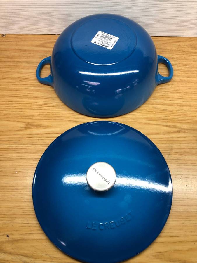 Signature Tramartine 24cm Le Creuset pot , brand new - unused