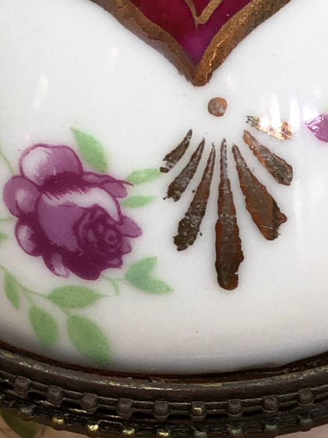 Limoges decorative porcelain opening egg - hand painted